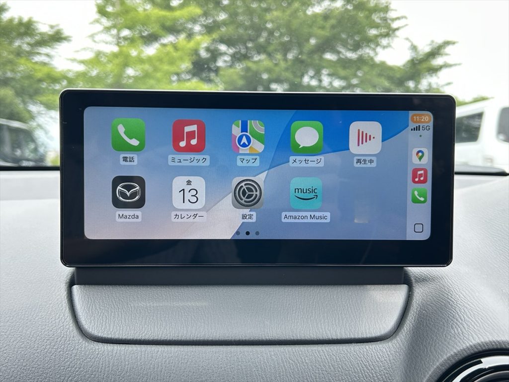 マツダ「CX-3」の車載ナビ(マツダコネクト)にApple CarPlayのホーム画面を表示した様子