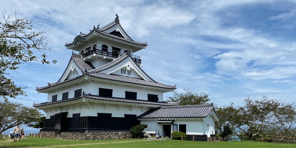 館山城（八犬伝博物館）」と海鮮ランチを楽しむ秋の房総ドライブ！ | カーシェアリングの三井のカーシェアーズ公式ブログ